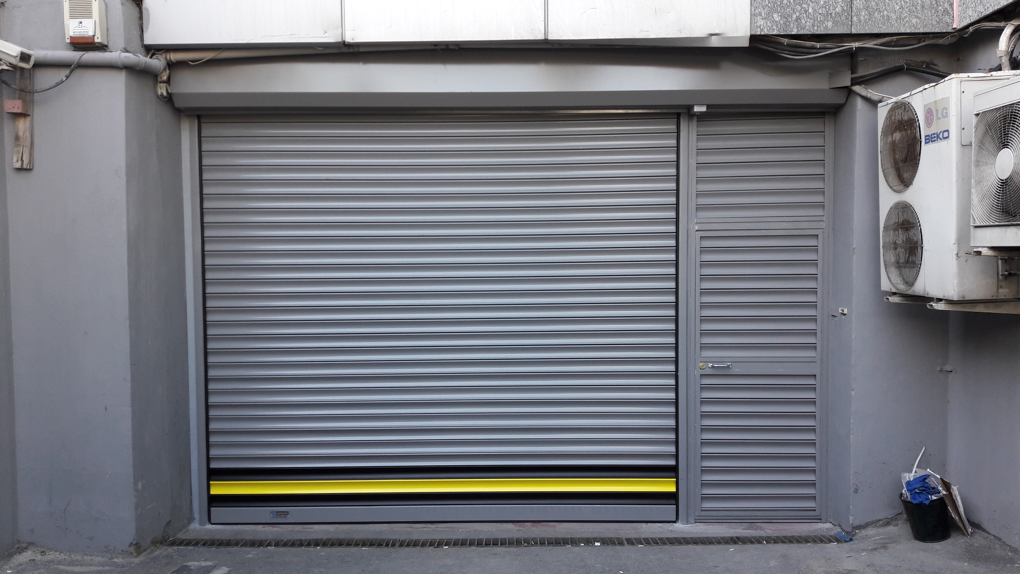 S80 GALVANİZ SERVİS KAPILI KEPENK